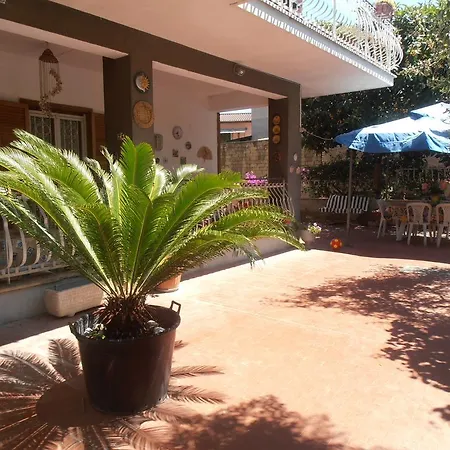 Pinotta's House Bed and breakfast