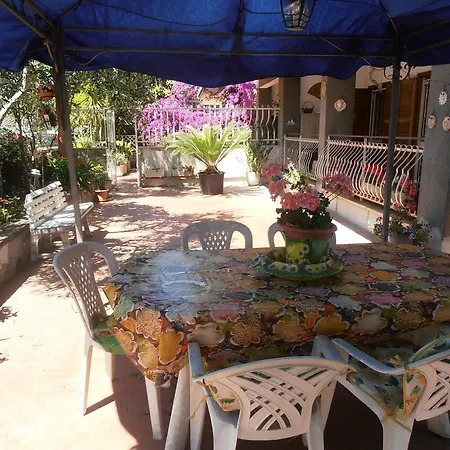 Pinotta's House Bed and breakfast
