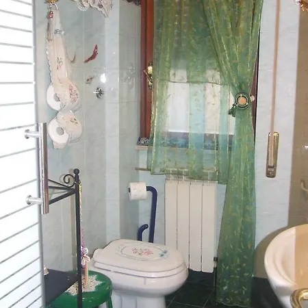 Bed & Breakfast Pinotta's House *